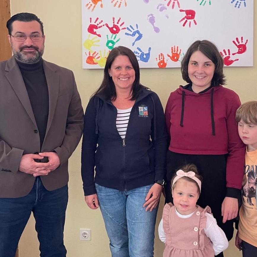 Foto_Übergabe_Vereinskarte_26_03